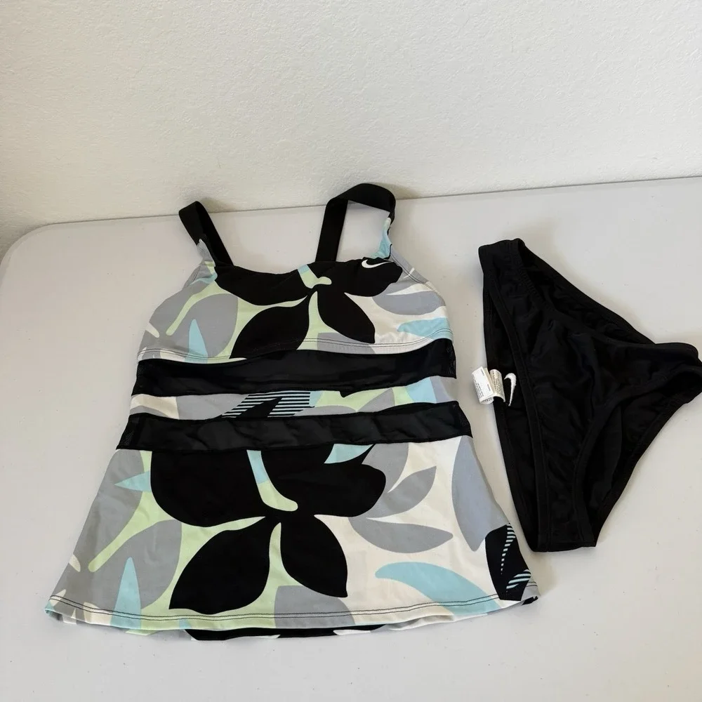 NIKE Women's Mesh Floral Print V-Back Tankini Set Medium NESSF366-001